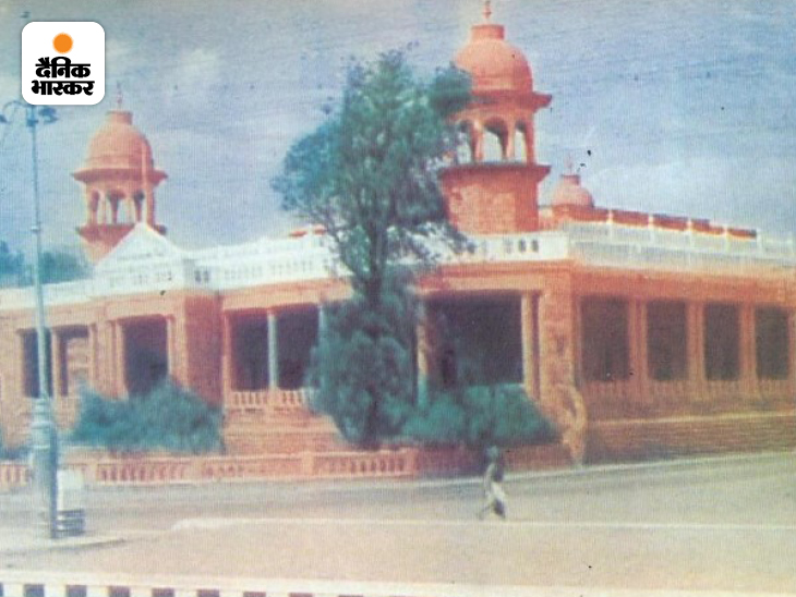 पूर्व भोपाल राज्य का विधानसभा भवन भोपाल में था।